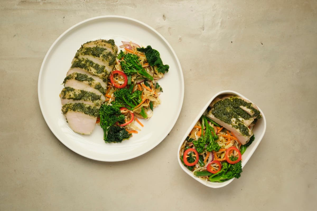 Fresh herb with Pocket salad detail 2